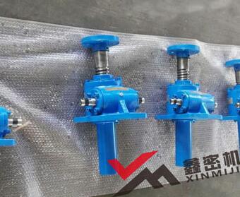 蝸輪絲桿升降機(jī)