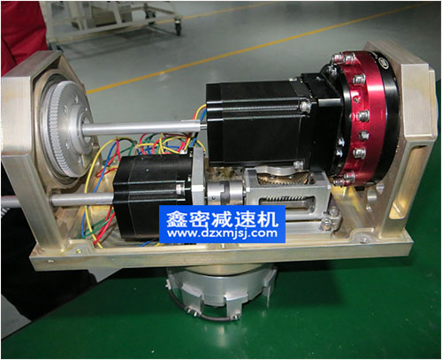 �p���̟o�g϶���b�F(xi��n)��